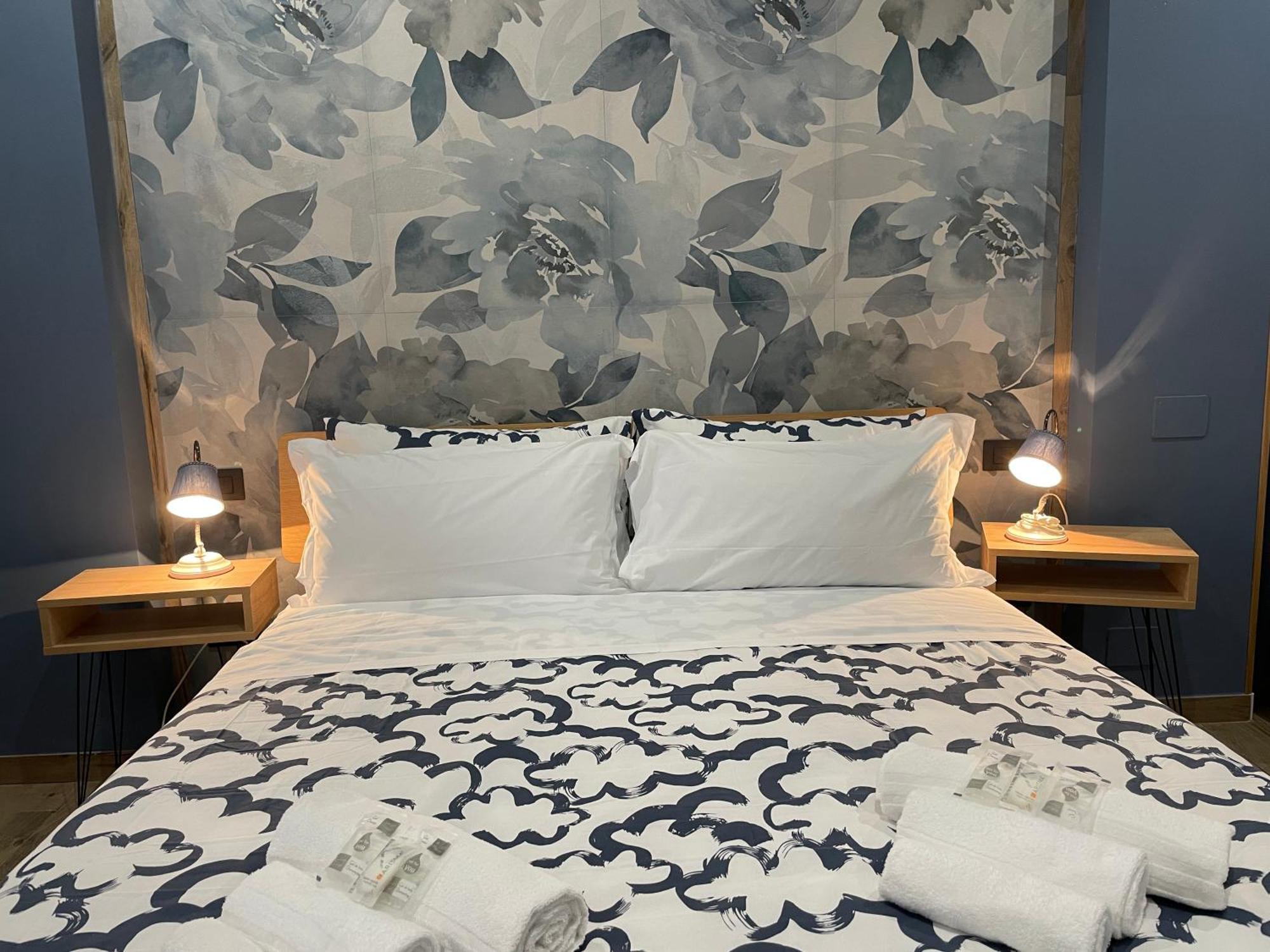 Helle Hus Guest House - 200M From Piazza Bologna Metro And 10 Minutes From The Colosseum Екстер'єр фото