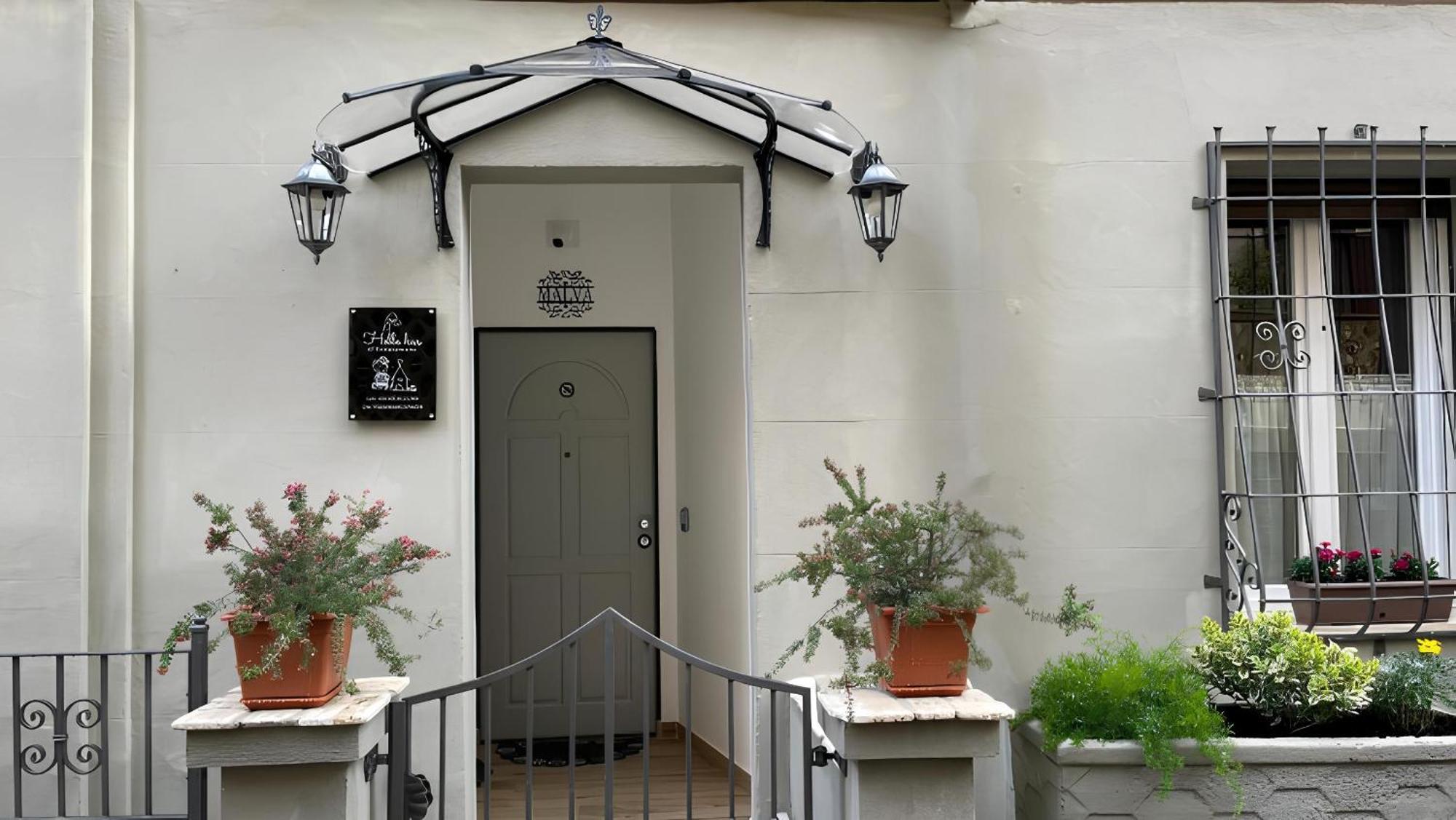 Helle Hus Guest House - 200M From Piazza Bologna Metro And 10 Minutes From The Colosseum Екстер'єр фото