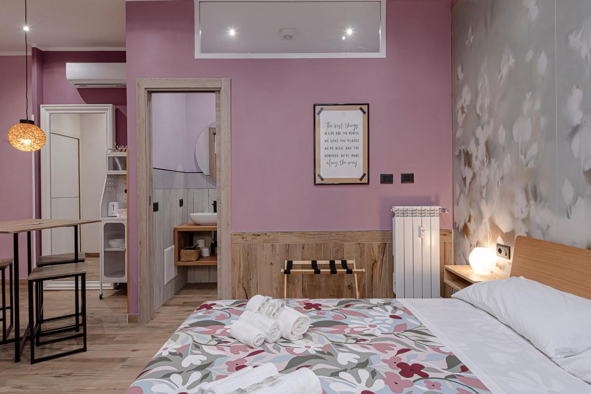 Helle Hus Guest House - 200M From Piazza Bologna Metro And 10 Minutes From The Colosseum Екстер'єр фото